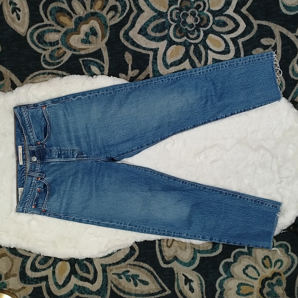Levi's wedgie straight crop high rise jeans